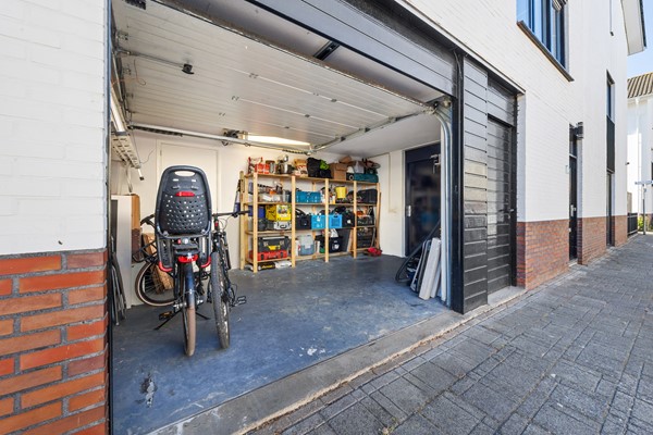 Medium property photo - Bekerstraat 12, 2492 WD The Hague